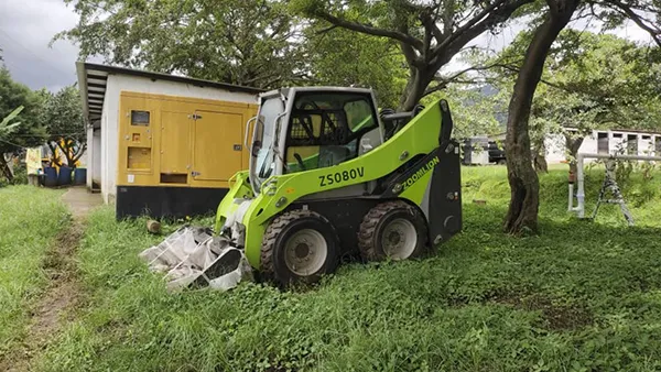 Skid Steer Loader ZS080V at Guatemala