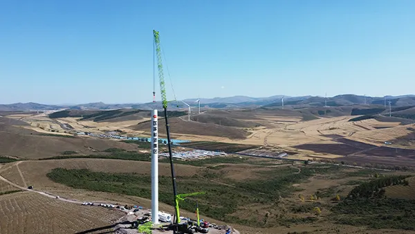 2400-ton all terrain crane