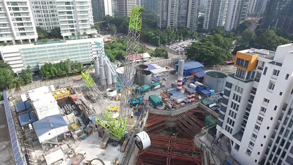 QUY650 crawler crane for shield hoisting in Malaysia, 2017