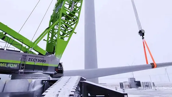 ZOOMLION ZCC13000 Crawler Crane Performs Wind Turbine Lifting in Kazakhstan